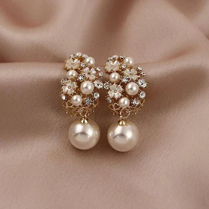 Elegant Flower Pearl Earrings | Gold